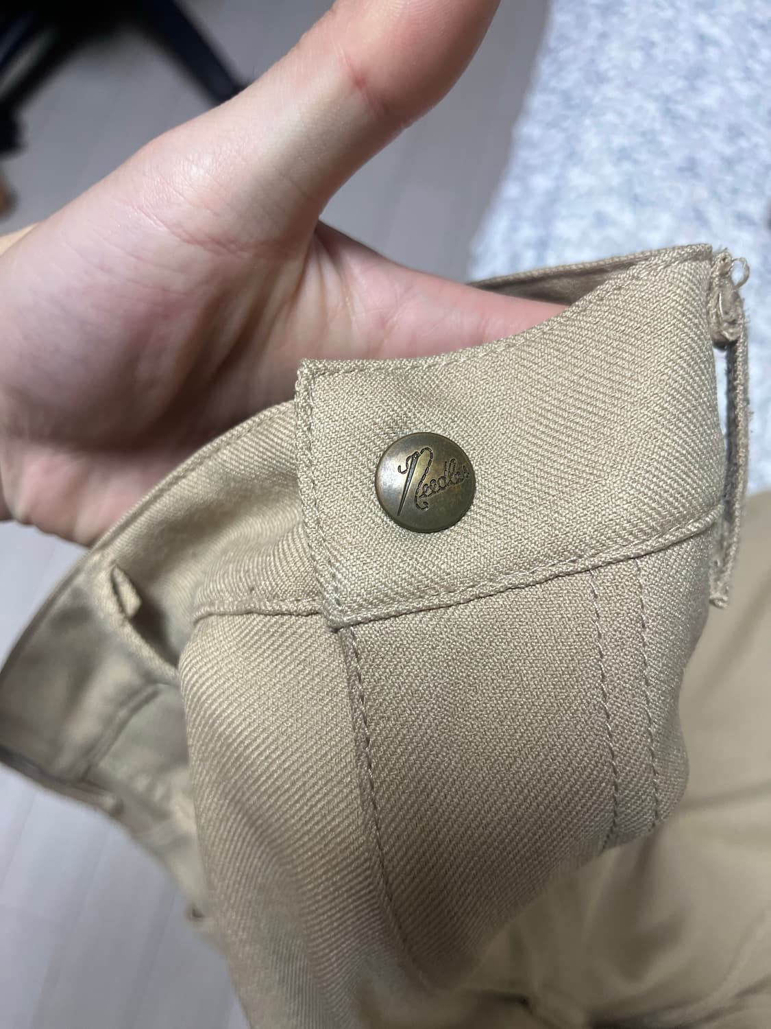 니들스 플레어 팬츠 베이지 상품이미지4