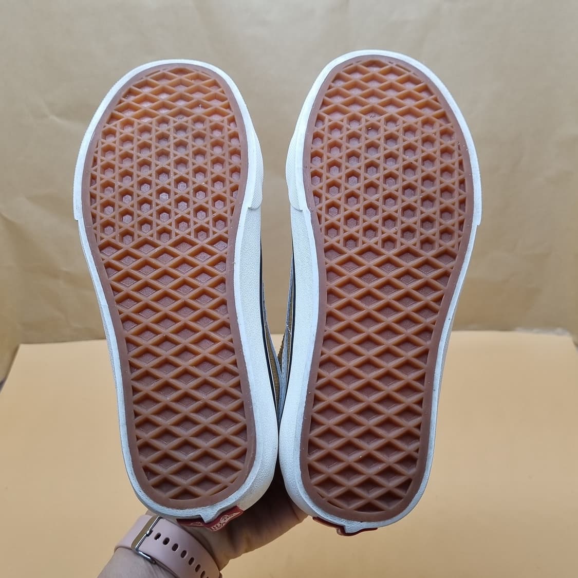 반스 스케이트 로우 된장 스니커즈 225. 상품이미지3