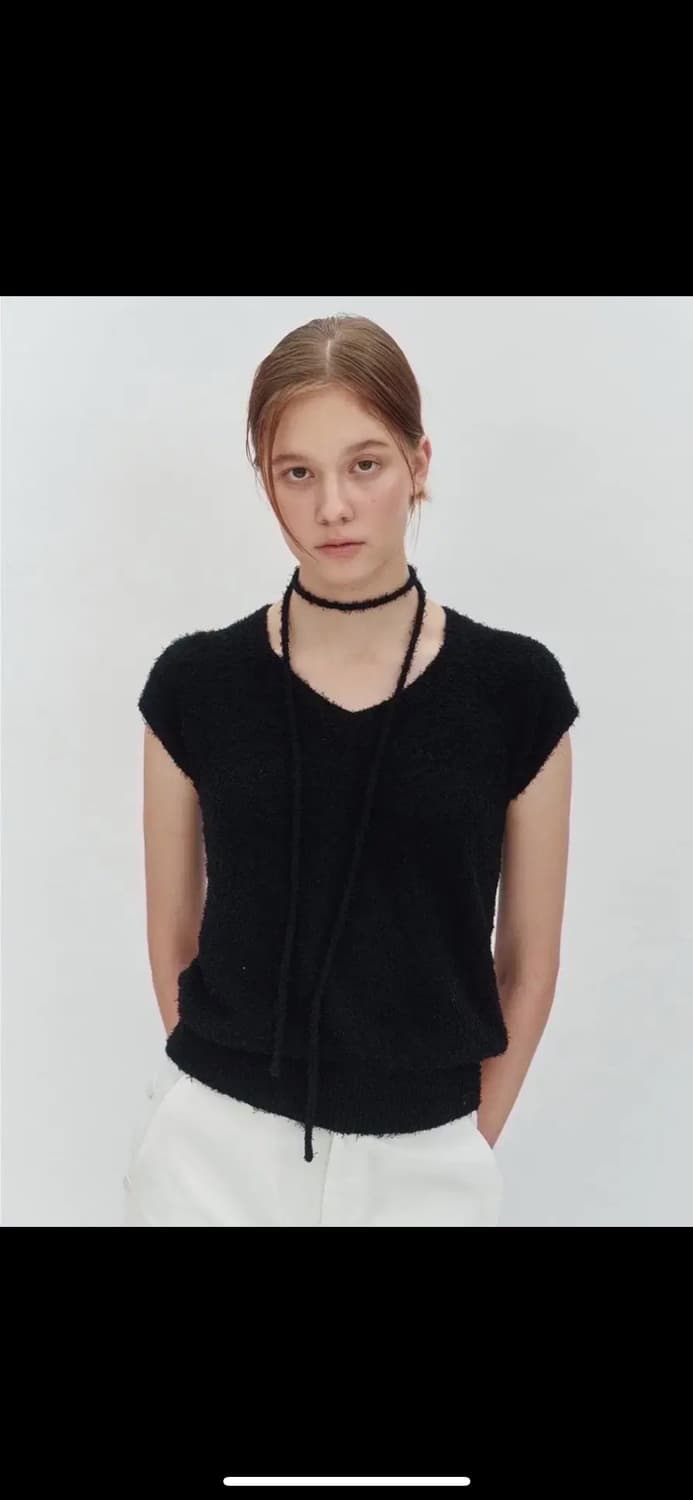 르누이 Amelia v-neck short sleeve knit 상품이미지1