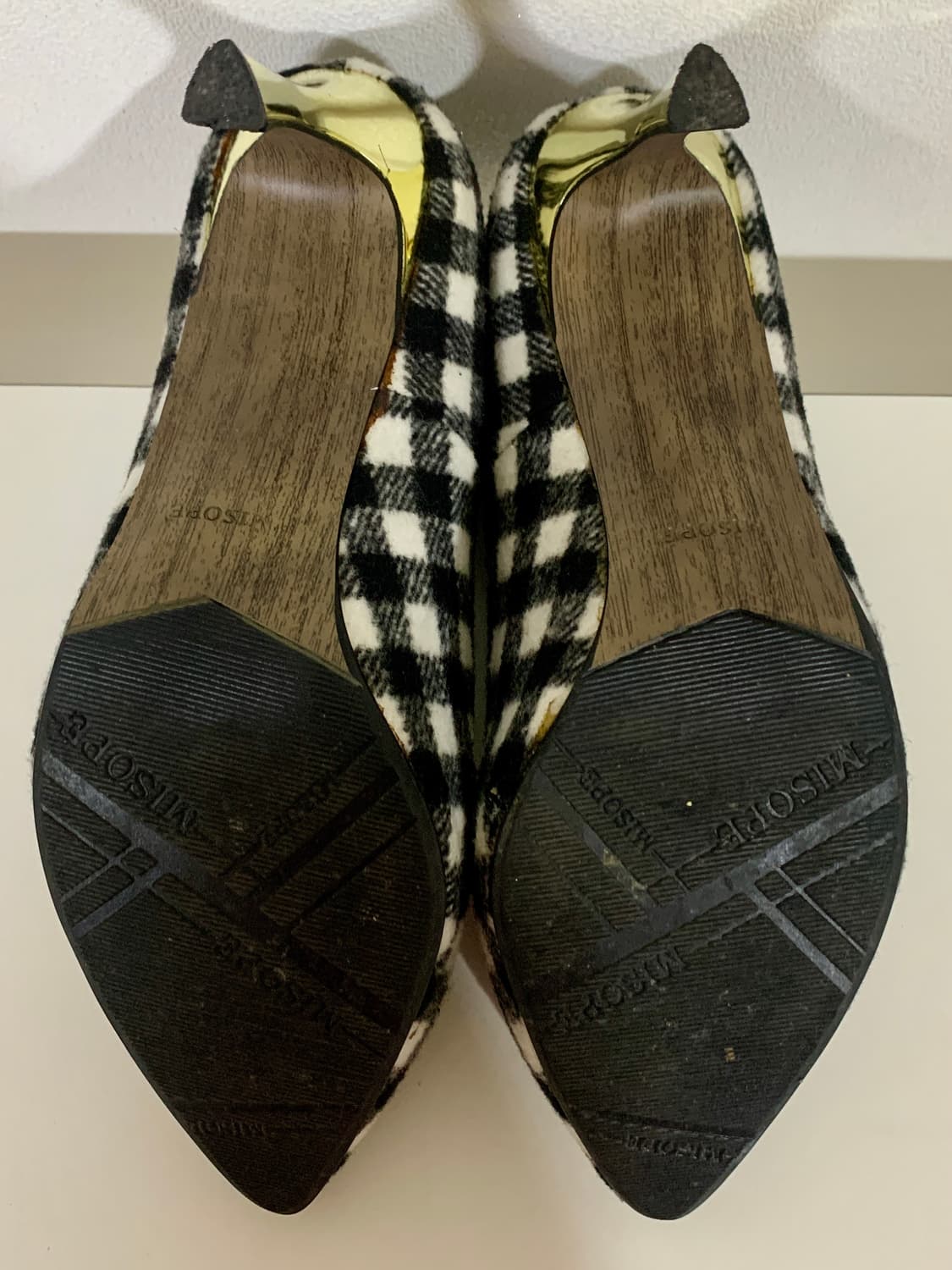 미소페 MISOPE 블랙앤화이트 체크 하이힐 퍼 장식 펌프스 슈즈 구두  상품이미지10