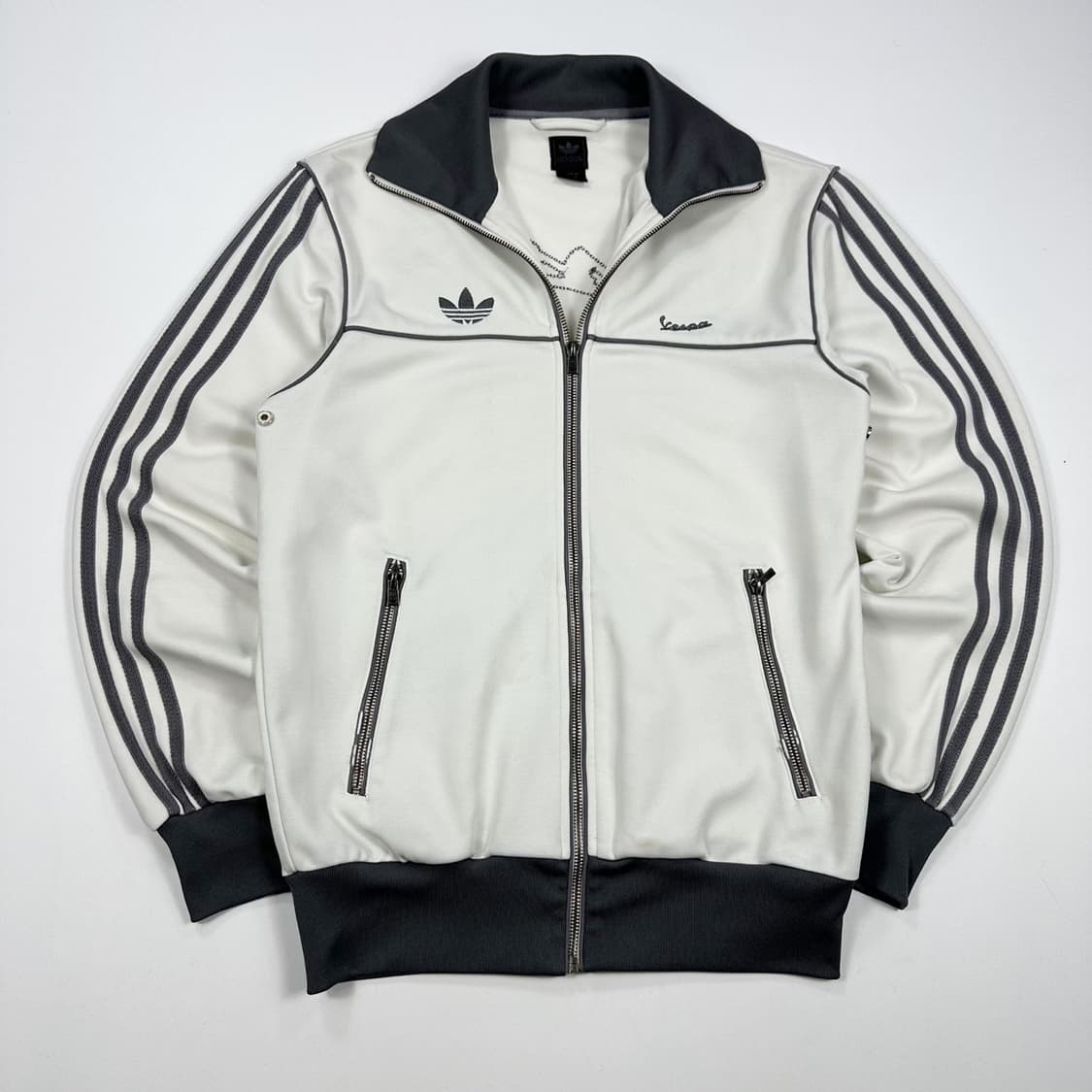 아디다스 x 베스파 오트밀 차콜 트랙탑 져지 (L) 상품이미지2