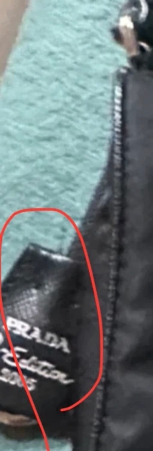 프라다 리에디션 나일론 호보백 블랙 상품이미지7