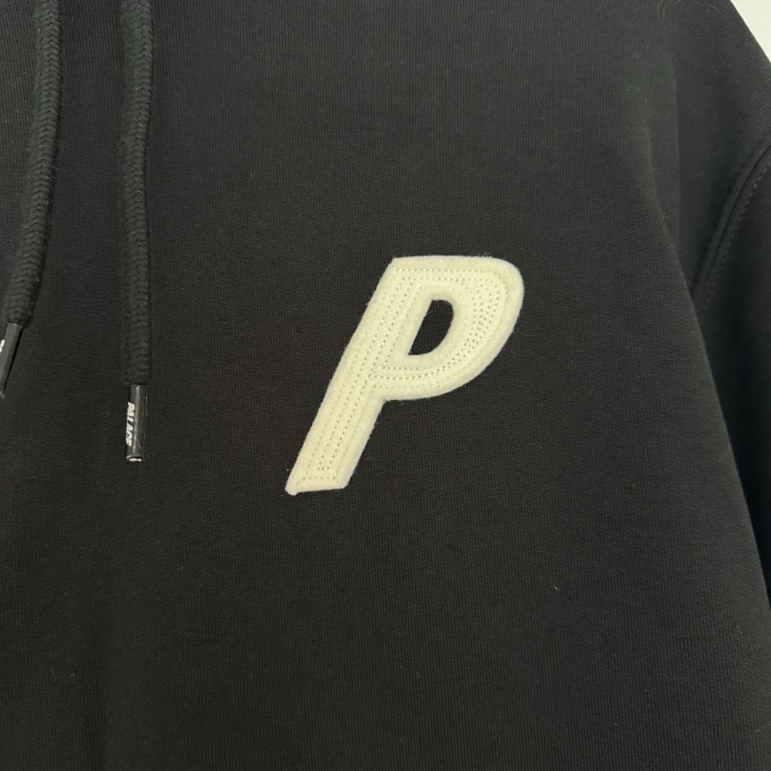 팔라스 P3 펠트 후드티 블랙 M 상품이미지2