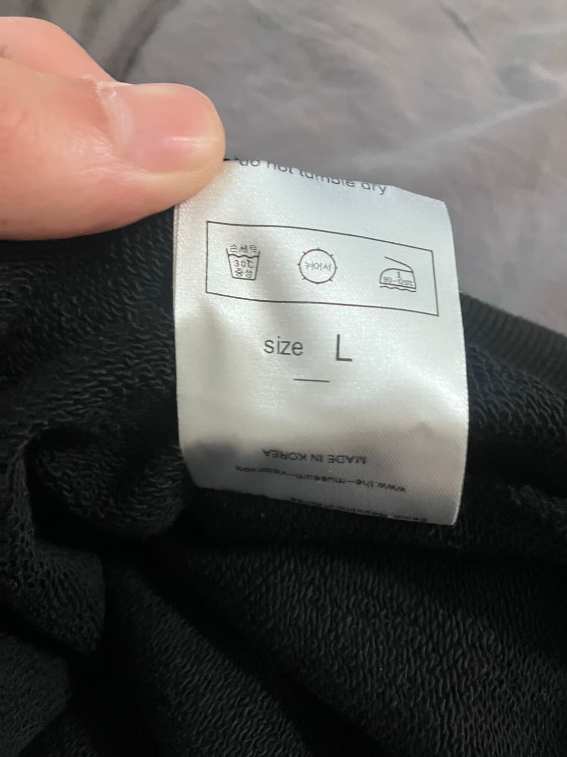 더뮤지엄비지터 그래픽 후디 상품이미지2