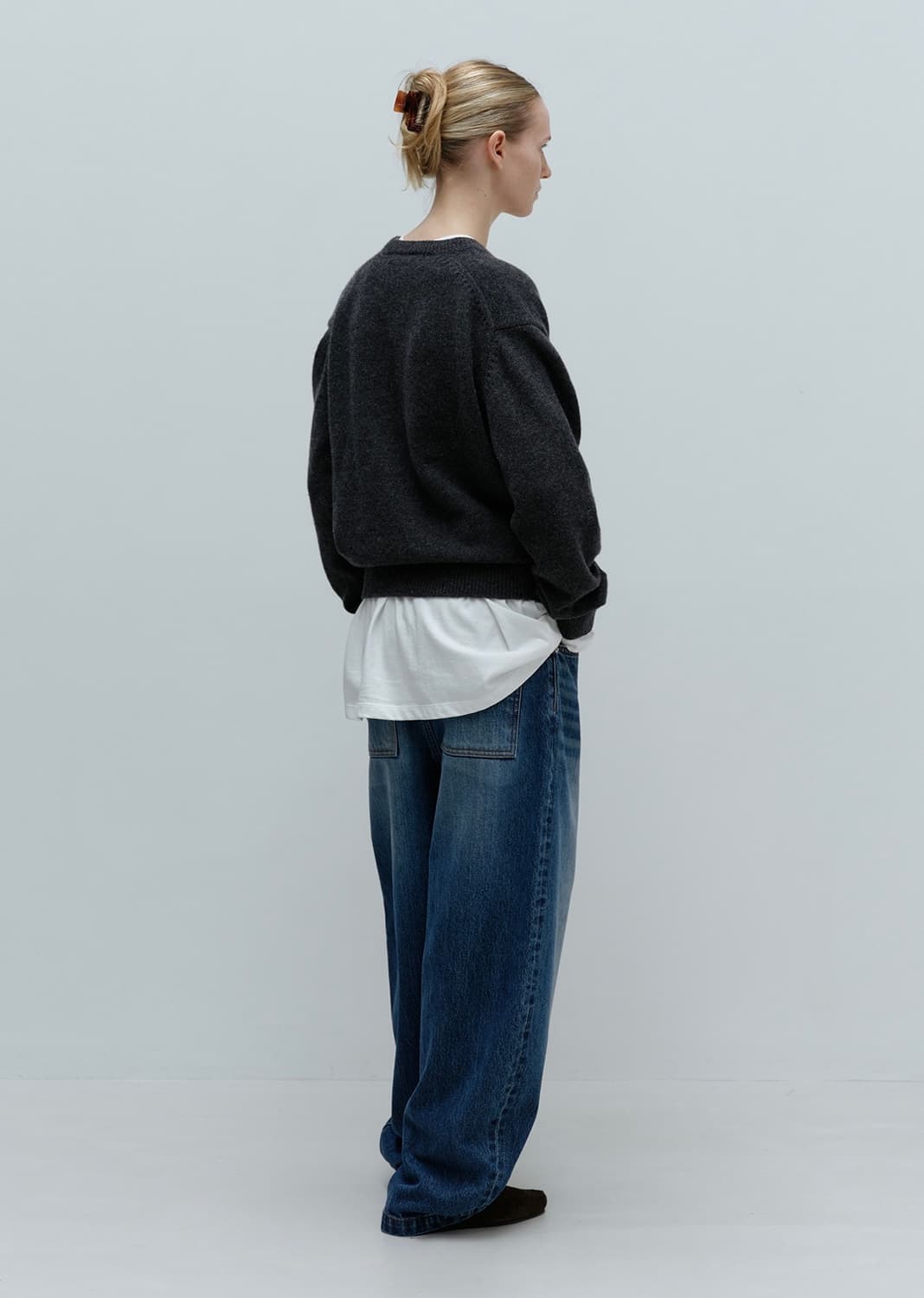 문달 브이넥 니트 상품이미지3