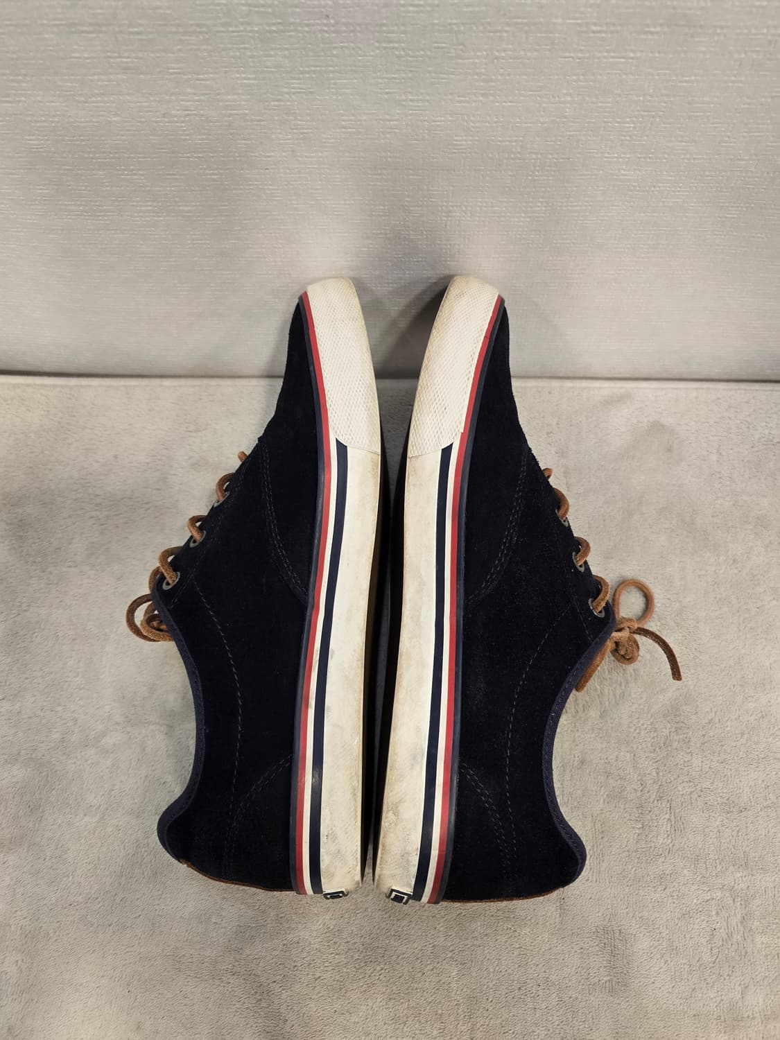 타미힐피거 남성 스웨이드 스니커즈 네이비 265 상품이미지5