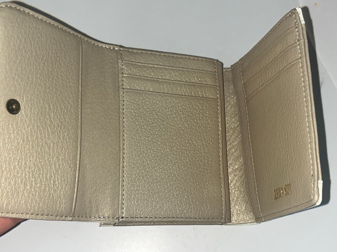 안나수이 지갑 판매합니다 상품이미지5