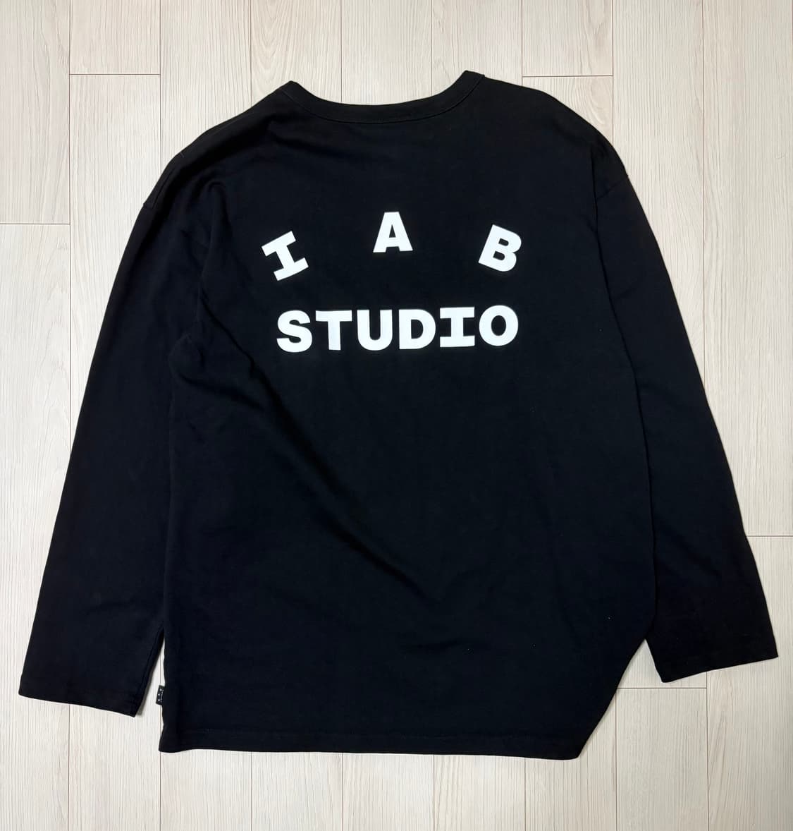 LIGHT LONGSLEEVE BLACK 상품이미지2