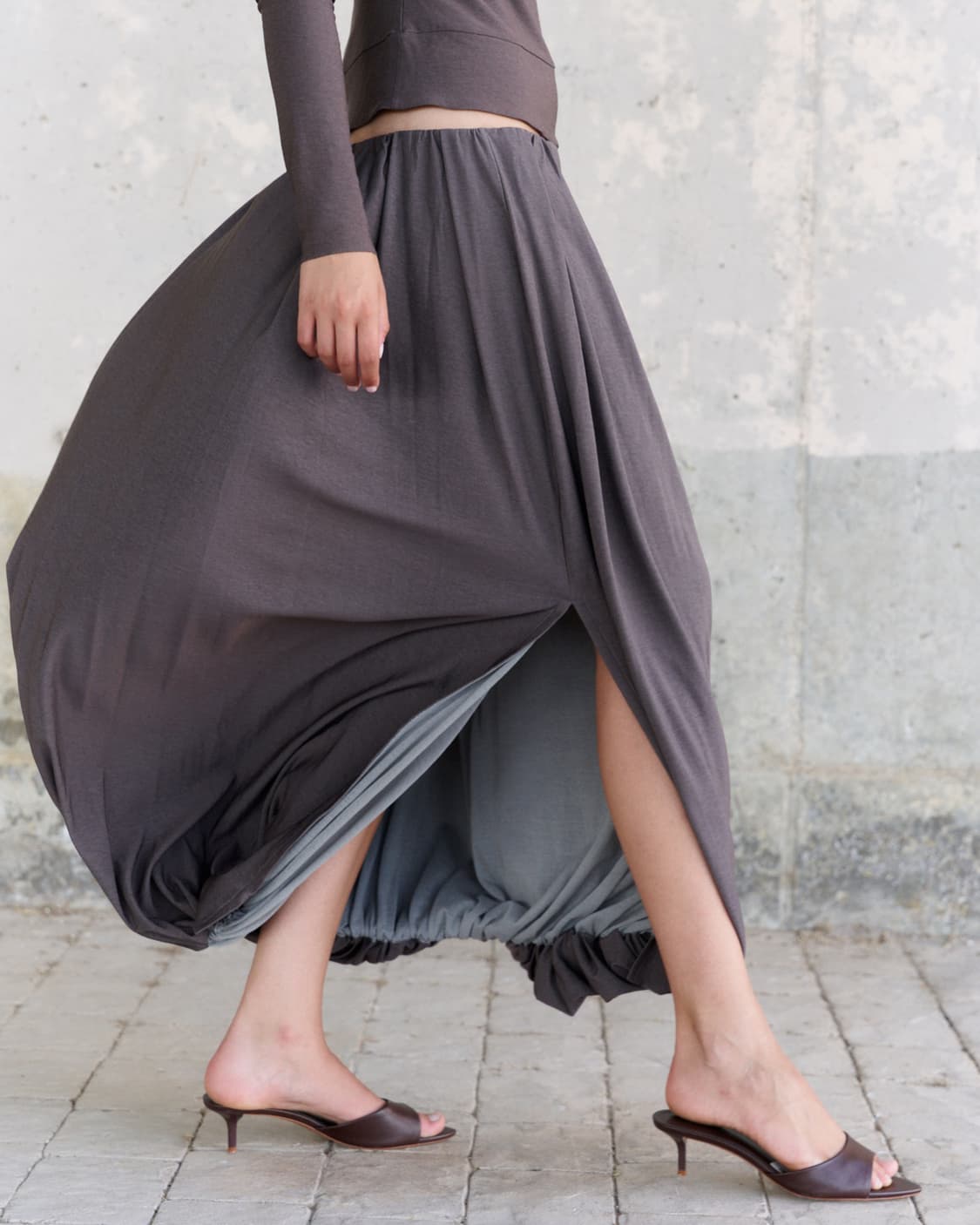 퍼스널 랭귀지 cascade 스커트 -차콜 브라운 상품이미지2