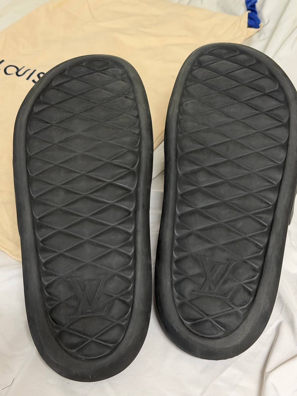 루이비통 워터프런트 뮬 샌들 상품이미지6