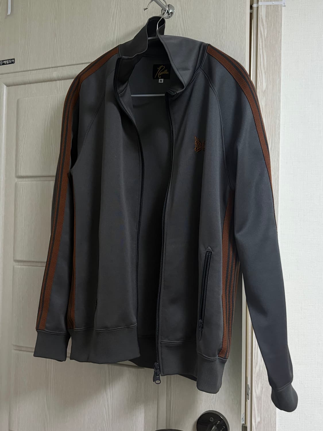 니들스 x 저널스탠다드 별주 트랙자켓 상품이미지4