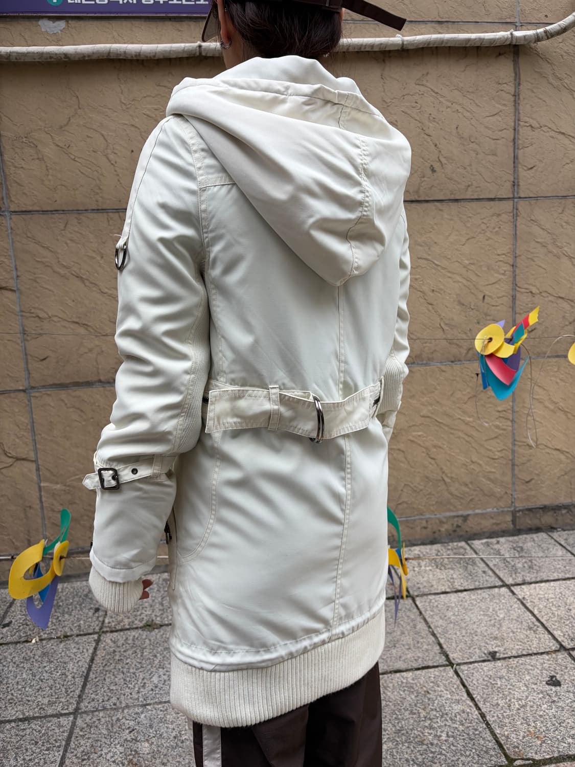 메종길피 락펑크 락시크 화이트 메탈버클 롱자켓  상품이미지3