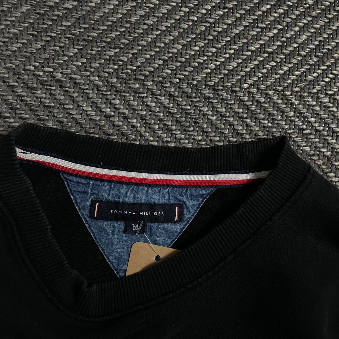 타미힐피거 스몰 자수로고 블랙 맨투맨o 4731 상품이미지5