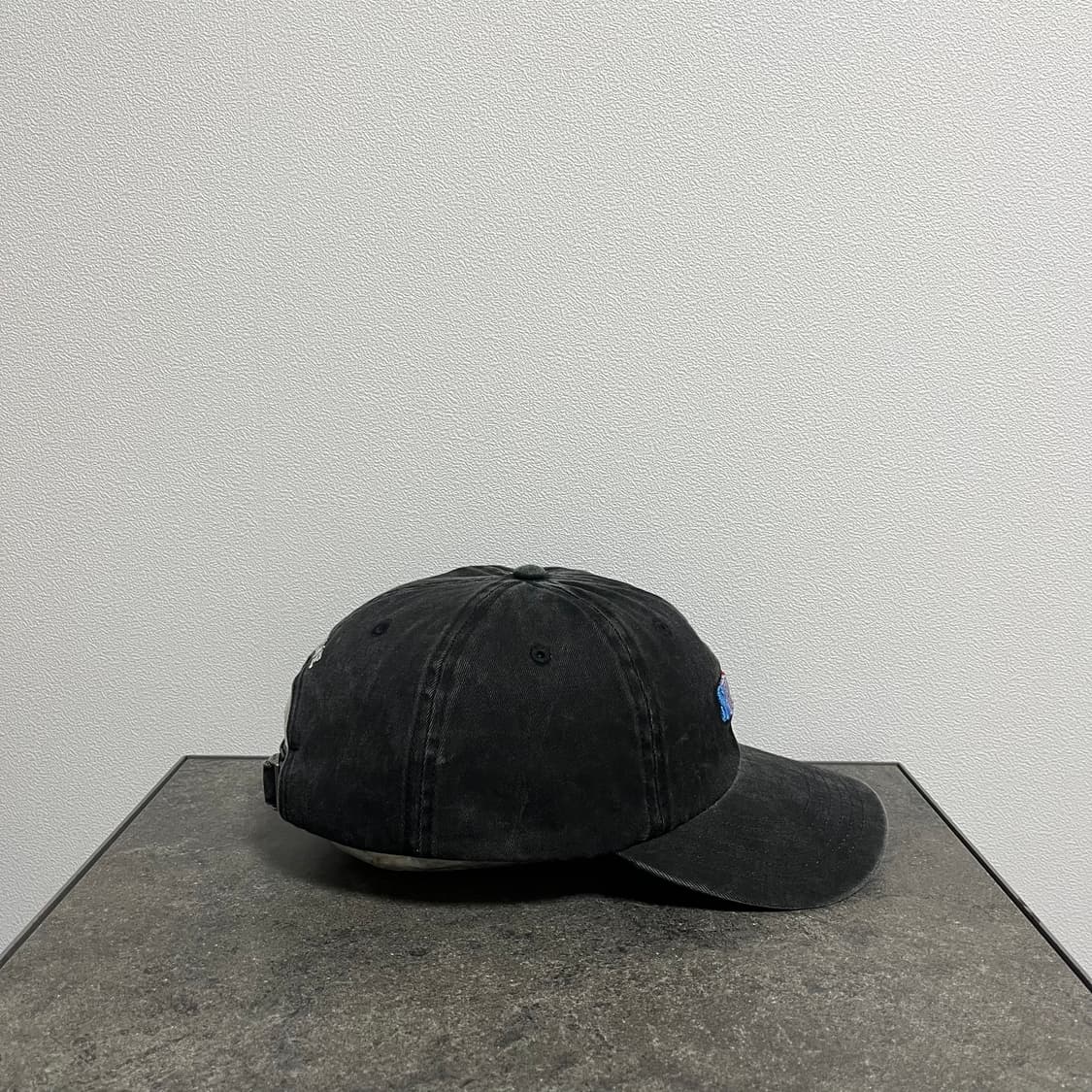 슈프림 멀티 컬러 로고 워시드 블랙 볼캡 모자 6패널 상품이미지3
