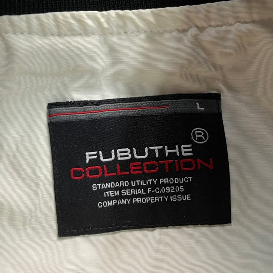 100 후부 Y2K 나일론 트랙 자켓  상품이미지3