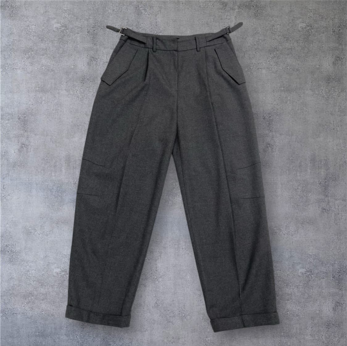 발렌시아 Valencia 딥그레이 투턱 벨티드 울 와이드 슬랙스 66 상품이미지1