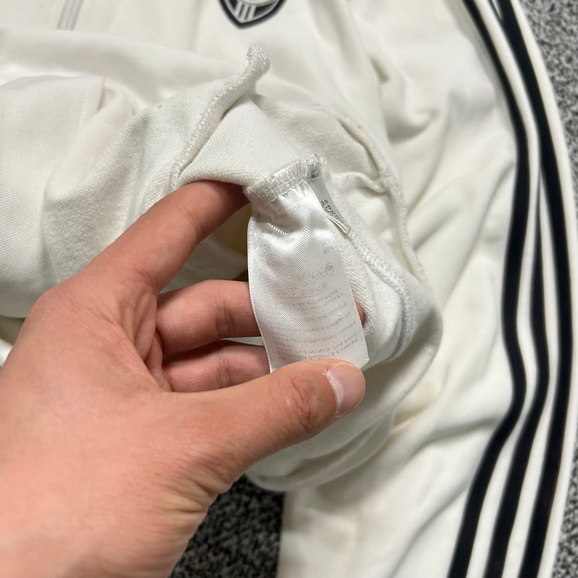 아디다스 아디 퓨어 화이트 트랙탑 져지 상품이미지5