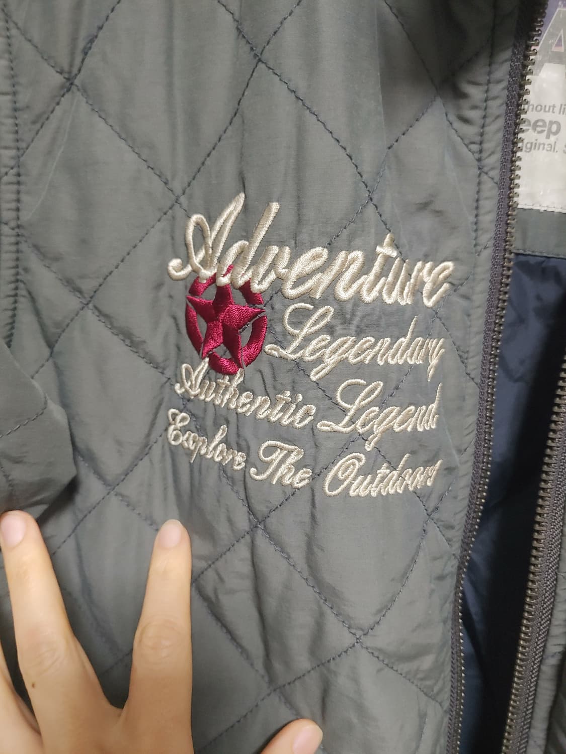 JEEP  지프 어센틱 와펜로고 퀼팅 하이넥 자켓-XL 상품이미지7