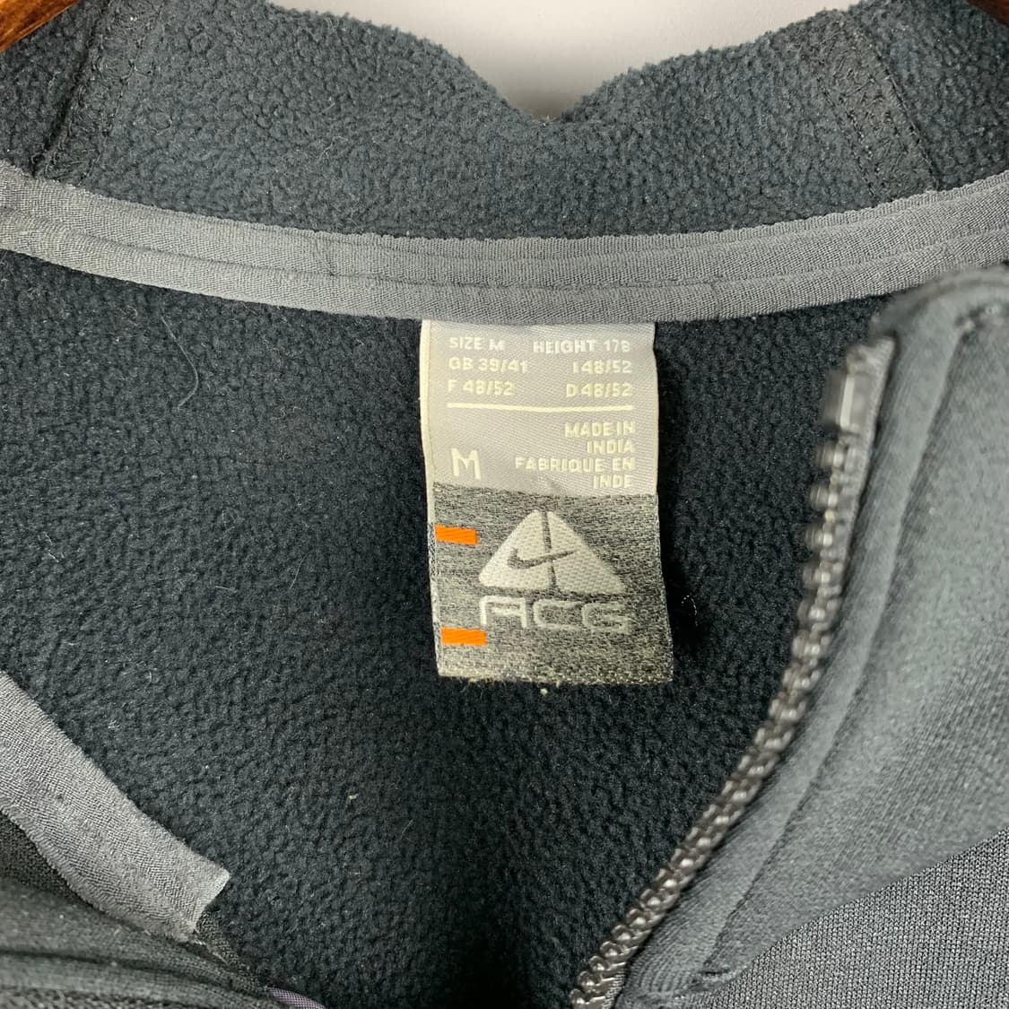 Acg 자수로고 블랙 후드집업 상품이미지6