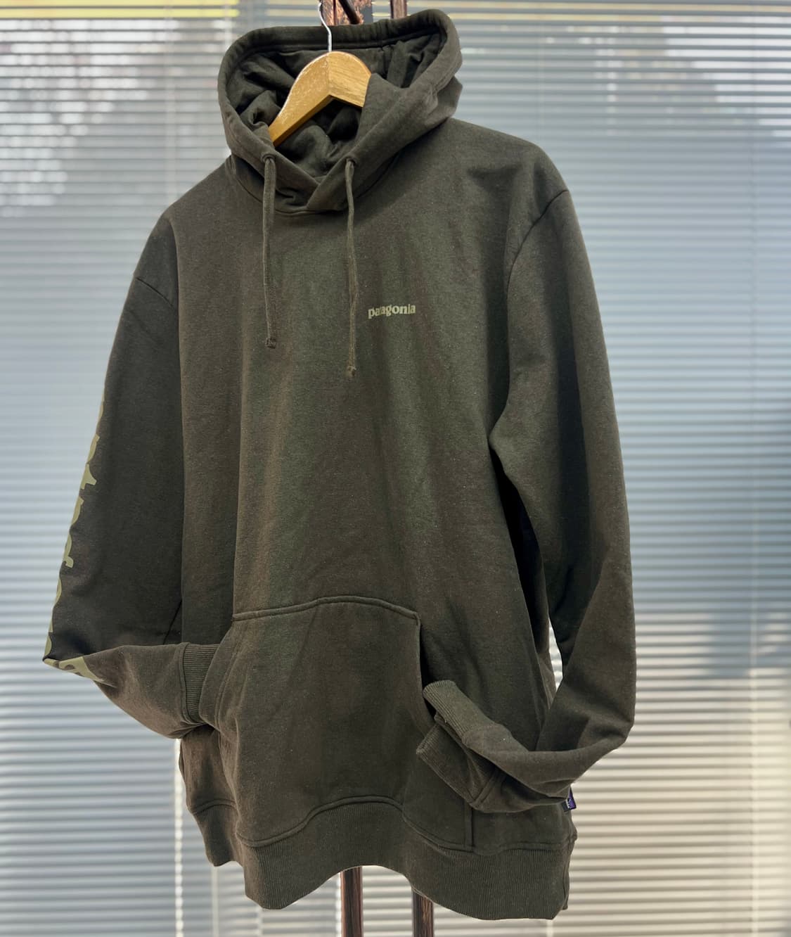 Patagonia Men's Text Logo Uprisal Hoody 상품이미지1