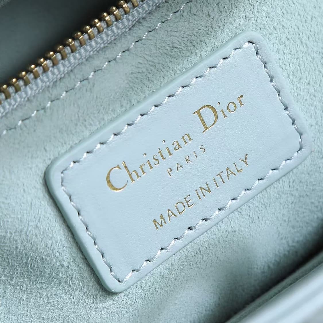 디올 스몰 뚜주흐 버티컬 토트백 매크로까나쥬 카프스킨 블랙 상품이미지9