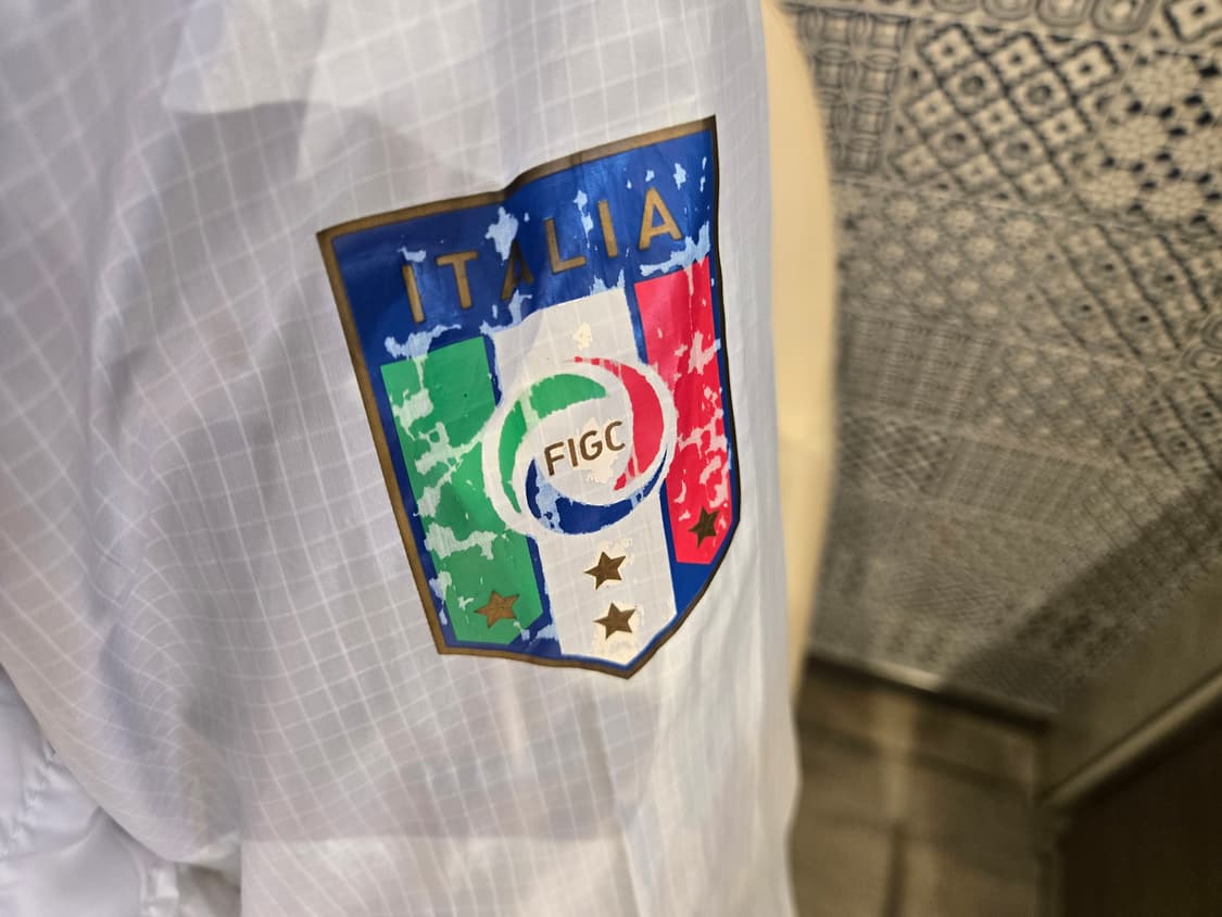 푸마 퓨마 이탈리아 라이트웨이트 바람막이 자켓 L 상품이미지3