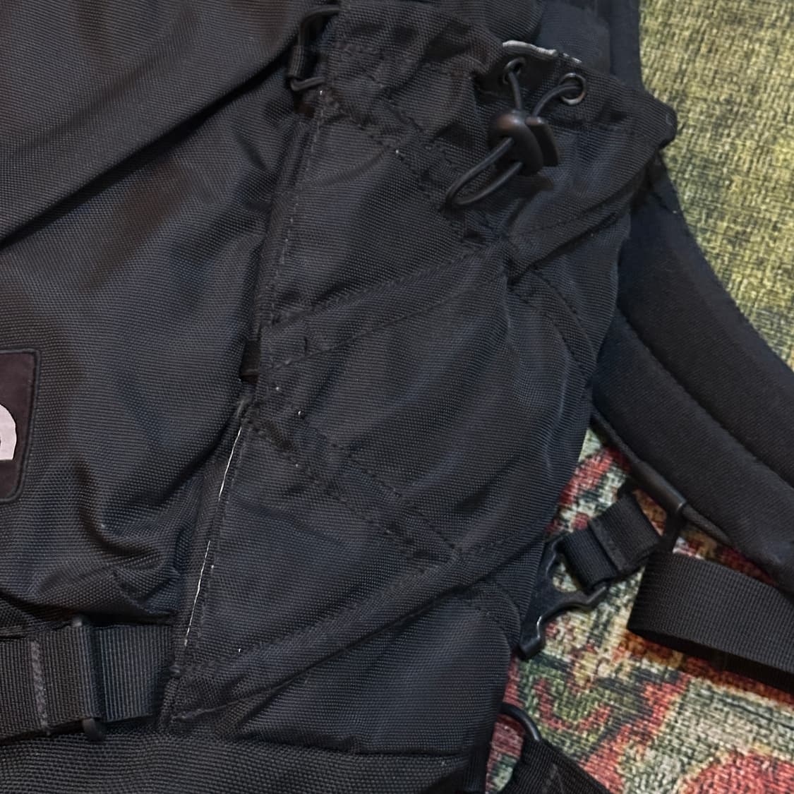 노스페이스 먼데이즈 백팩  상품이미지5