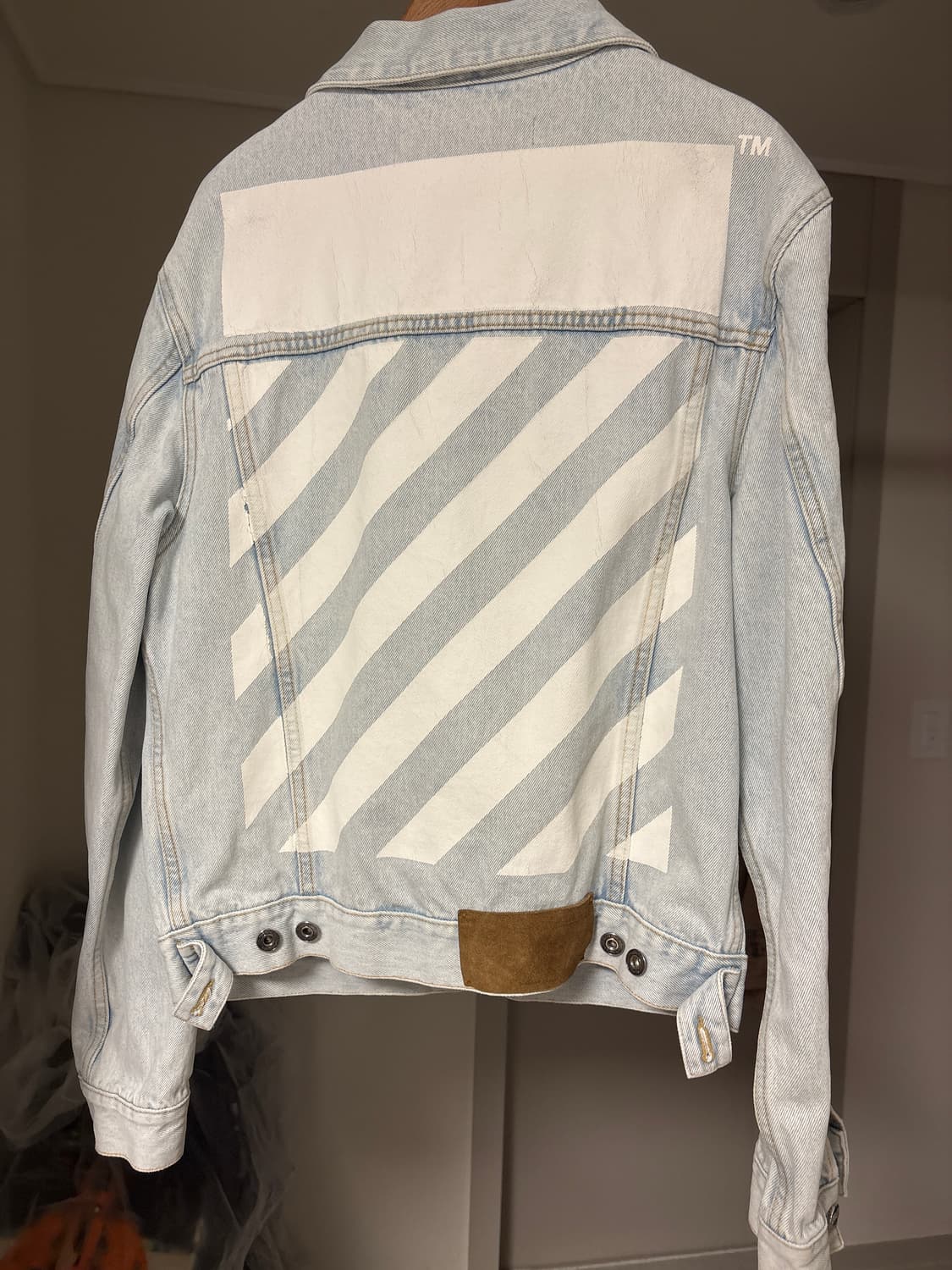 오프화이트 데님자켓 상품이미지1