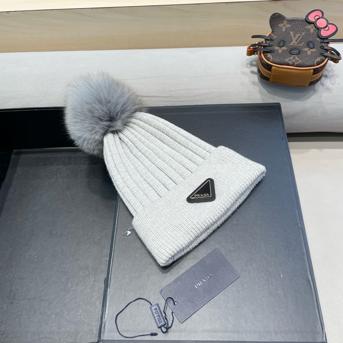 프라다 가을 겨울 모자
 상품이미지3