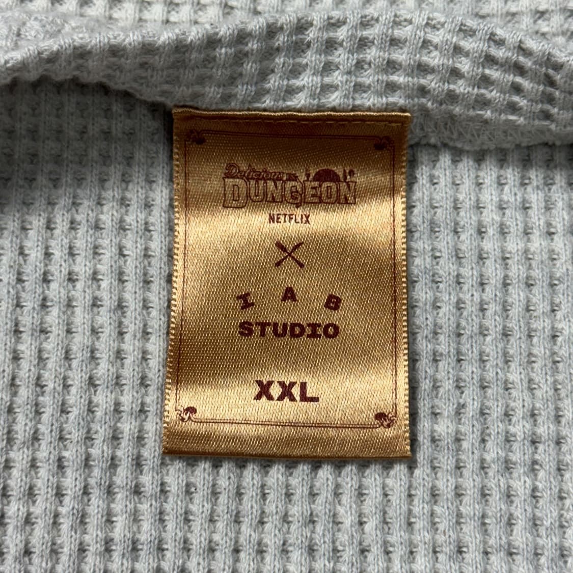 (XXL) 아이앱 스튜디오 X 넷플릭스 던전밥 와플 롱슬리브 아이보리 상품이미지5
