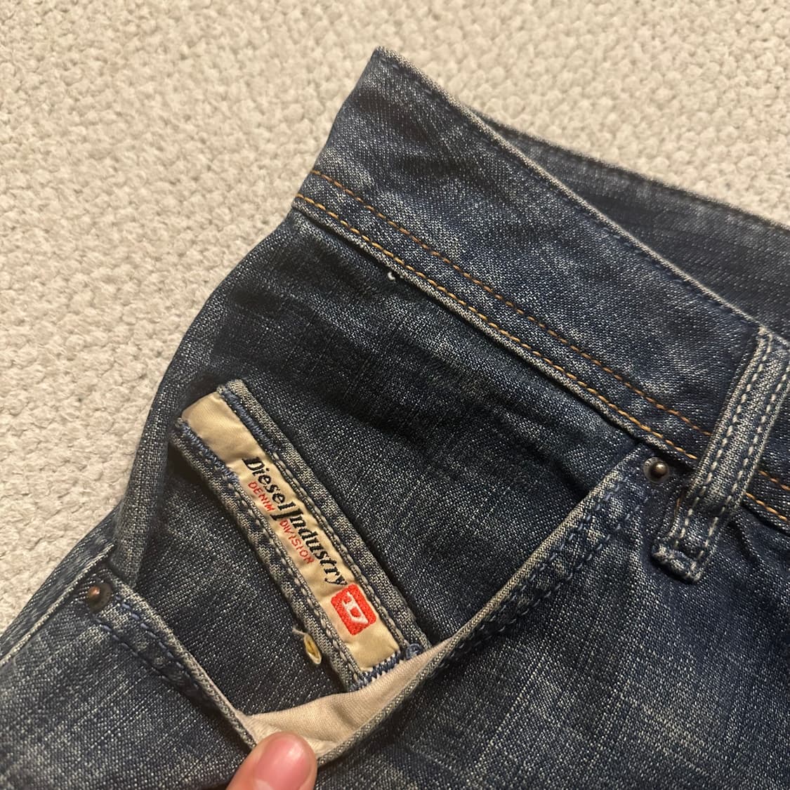 디젤(Diesel) 스트레이트 데님 팬츠 상품이미지4