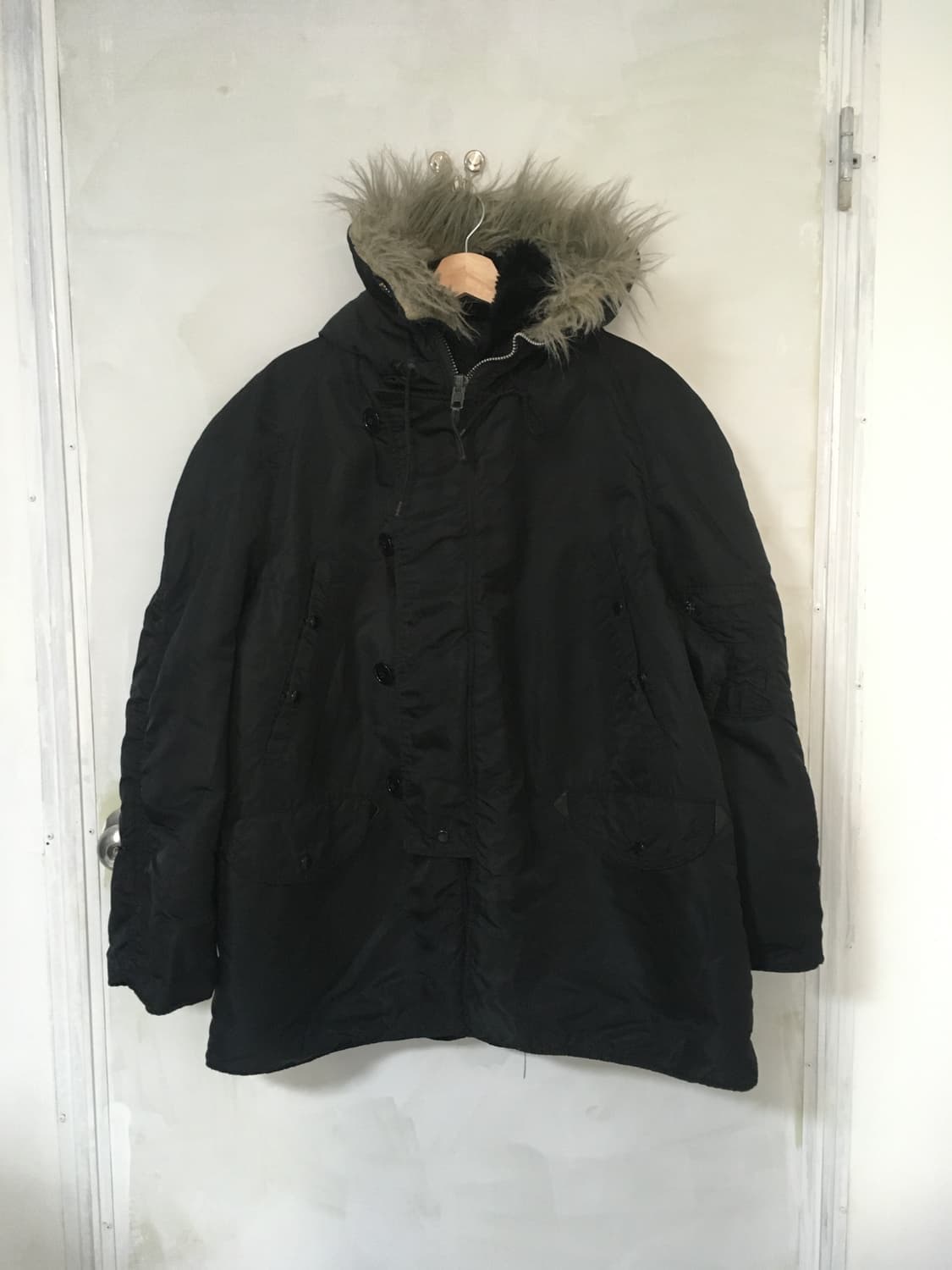 알파 인더스트리 N-3B 익스트림 콜드 웨더 파카 상품이미지1