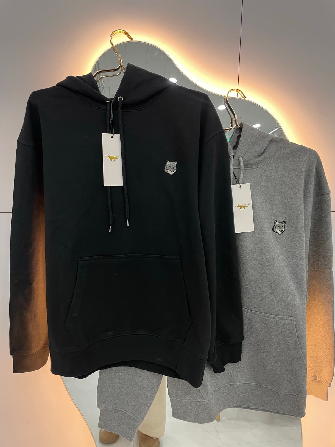 [QR인증 가능] [새상품] 메종키츠네 그레이폭스 남여공용 후드티 상품이미지1