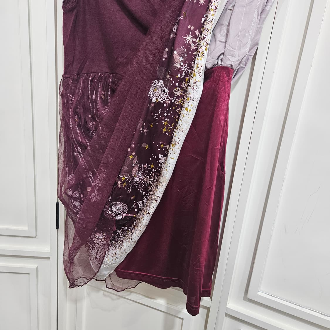 엑시즈팜(axes femme) 별빛 프린트 프릴 원피스 상품이미지6