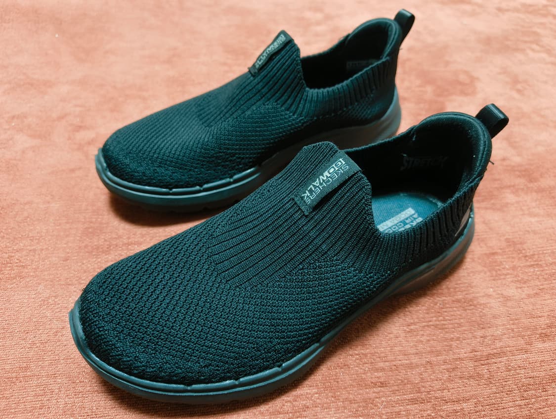 스케쳐스 고워크6 슬립온 워킹화 블랙  상품이미지3