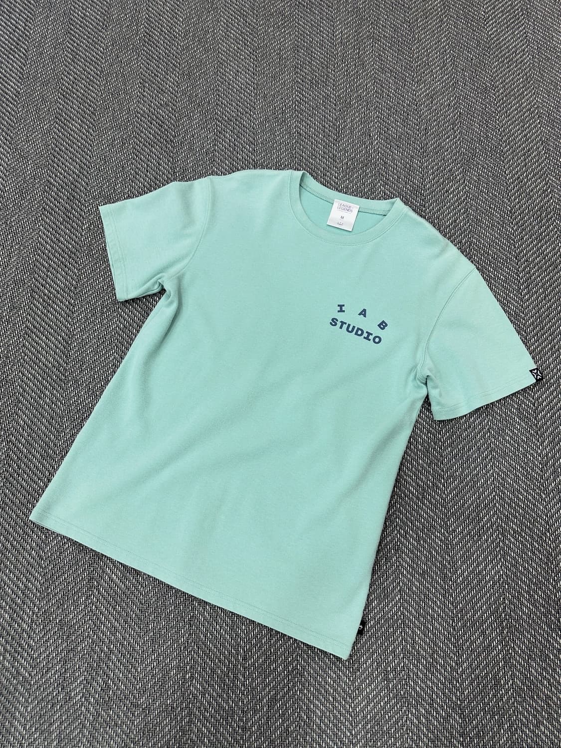 아이앱 반팔 M 상품이미지1