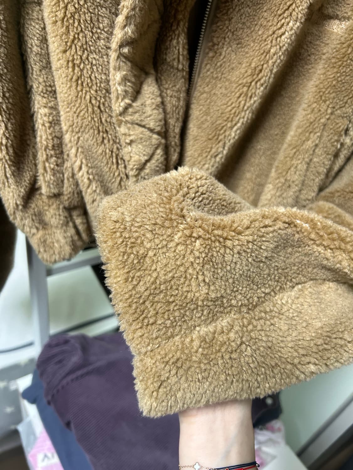 더바넷 에코 시어링 자켓 카멜 브라운 크롭 에코 퍼 상품이미지5