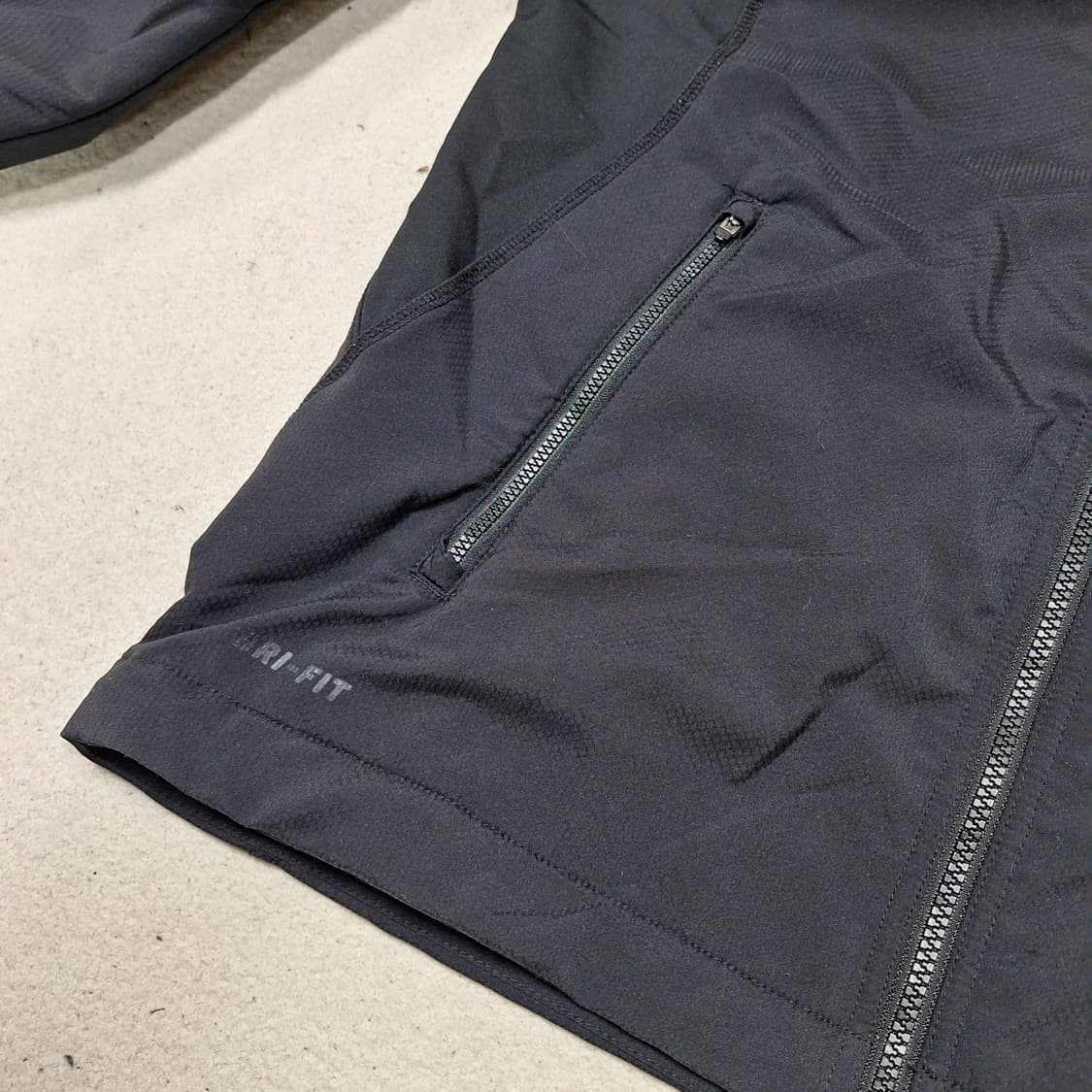 나이키  바람막이M 상품이미지5