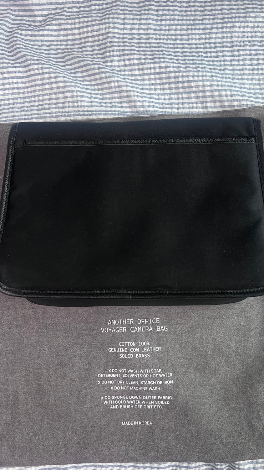 어나더오피스 Voyager Camera Bag (Black) 상품이미지1