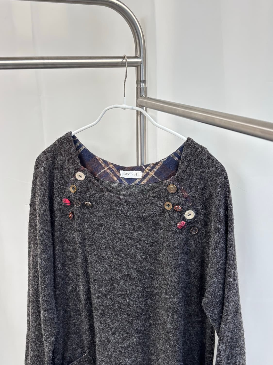 와글 버튼 트임 보카시 풀오버 상품이미지2