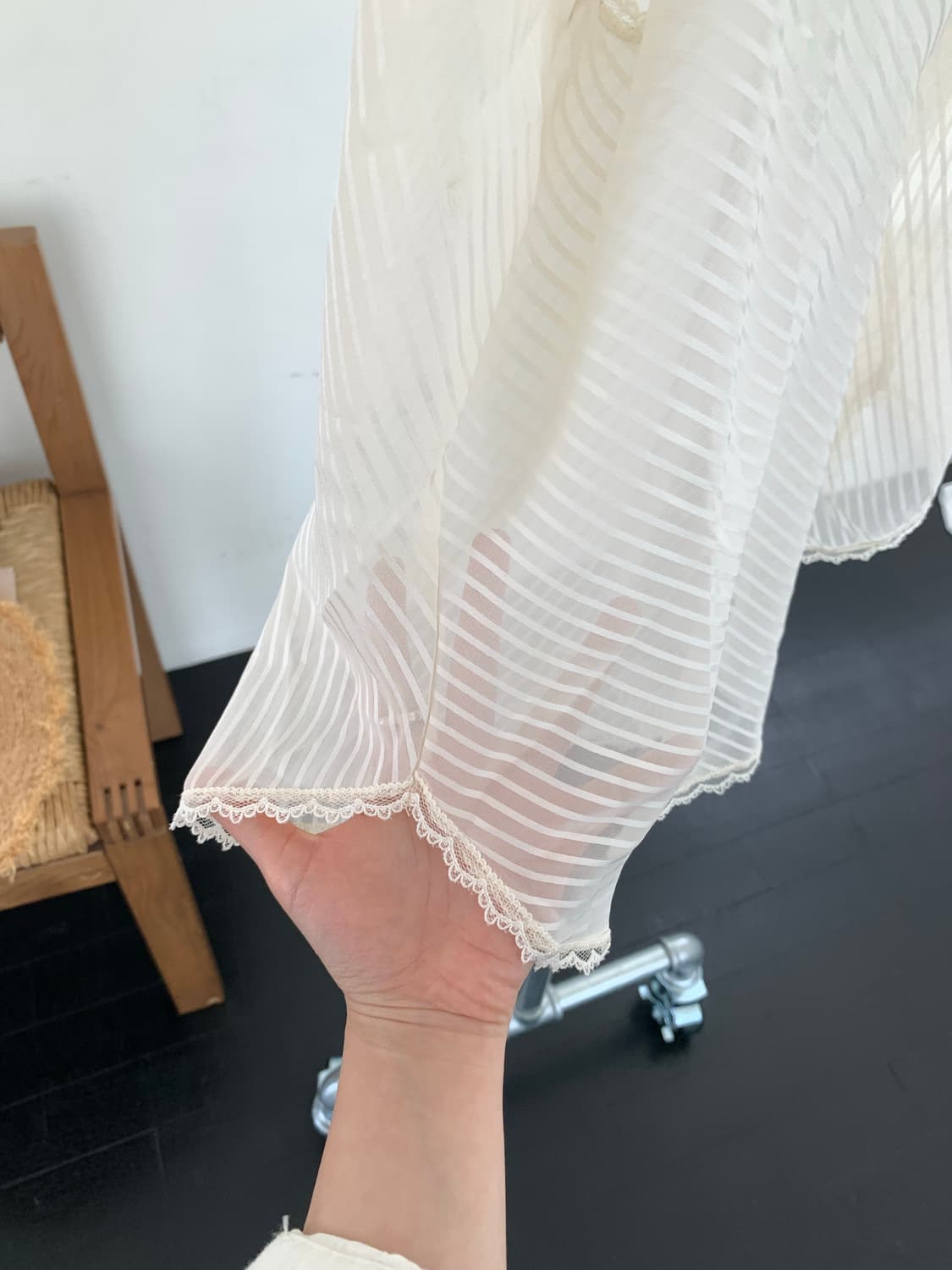 sheer stripe slip top 상품이미지3