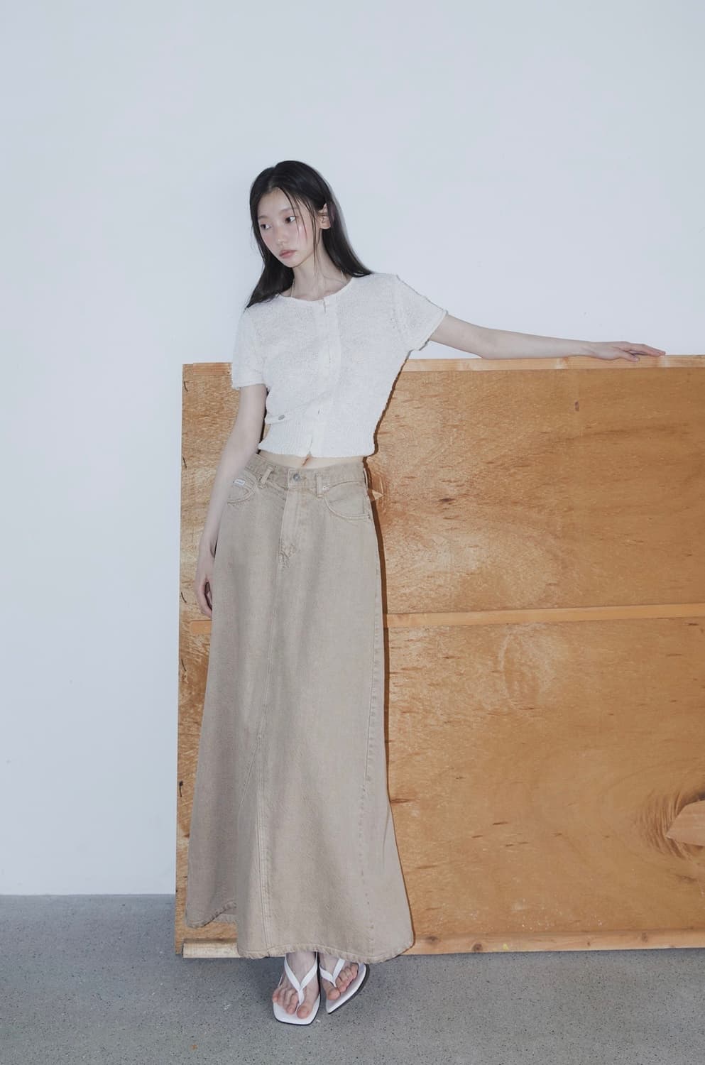 강민경 아비에무아 데님 롱스커트 베이지 상품이미지6