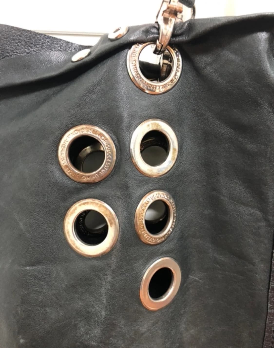 디젤 펀치 레더백 상품이미지3