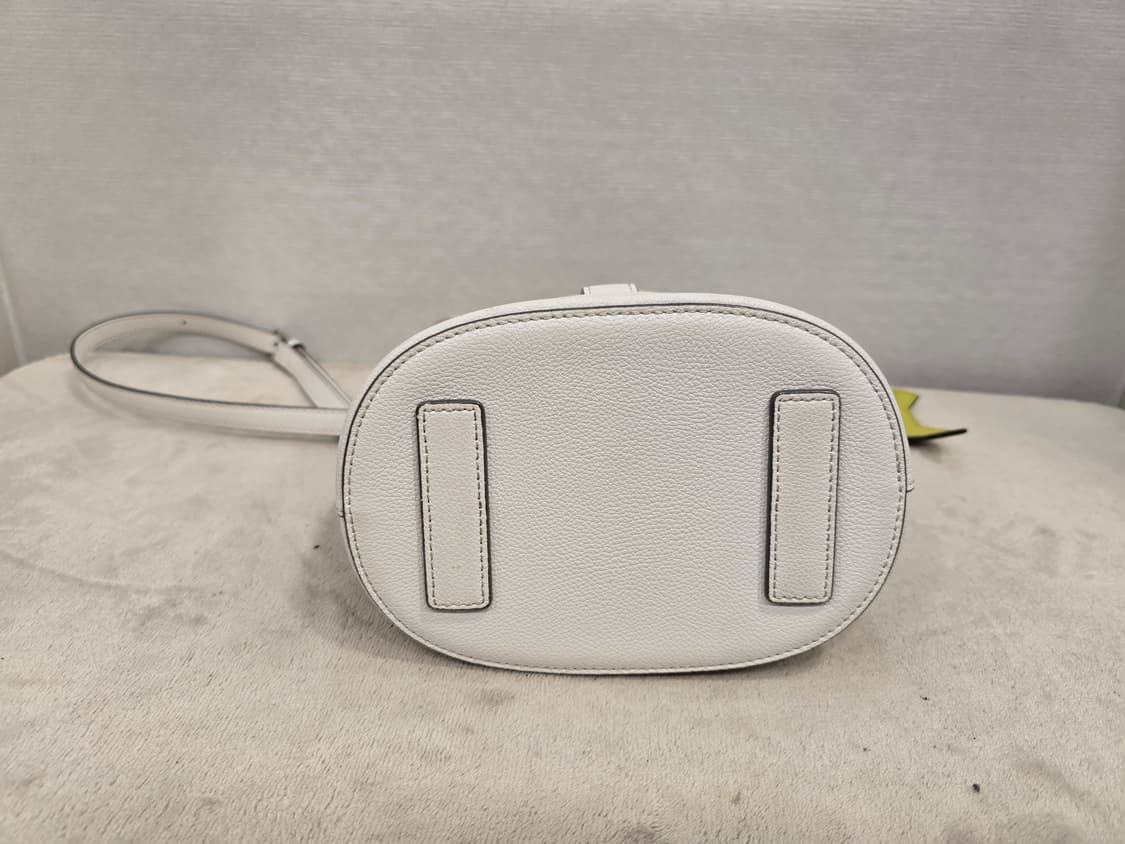 거의새거) 분크 페스토네 바스켓 피콜로 화이트 토트백 크로스백 상품이미지9