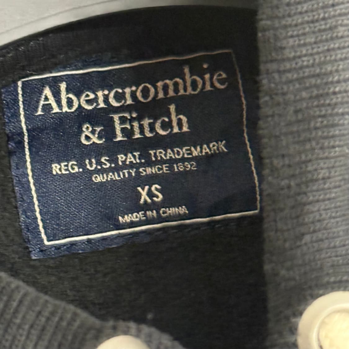 아베크롬비 블랙 후드티 (XS) 상품이미지2