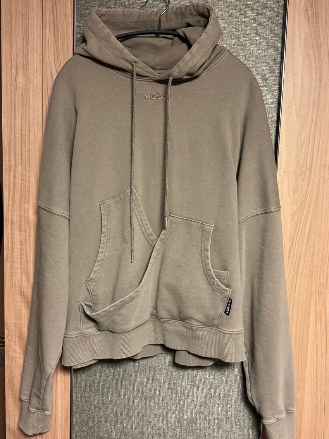 아조바이아조 커브 포켓 후드 상품이미지2