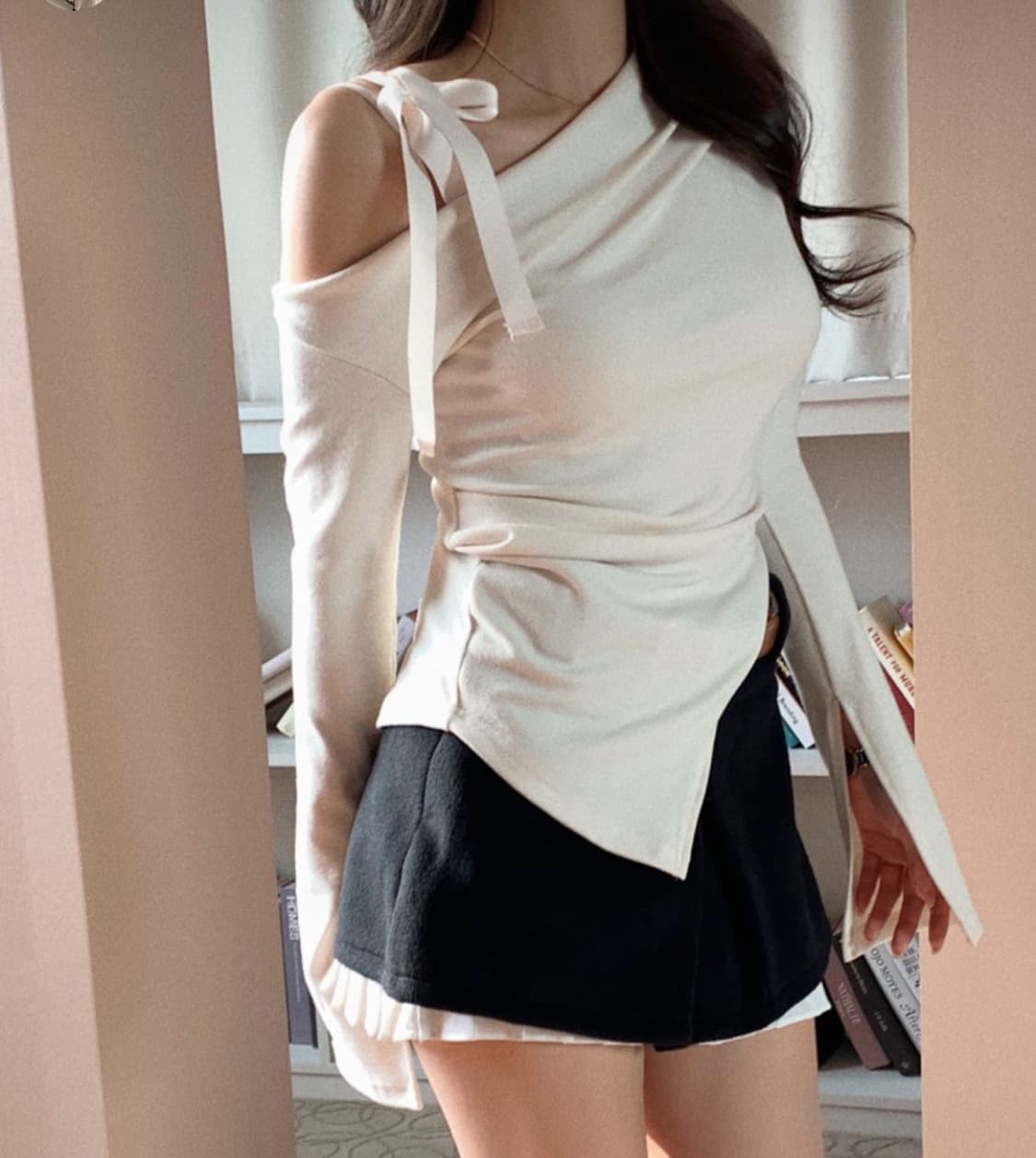 보웬 리본 오프 T 상품이미지1