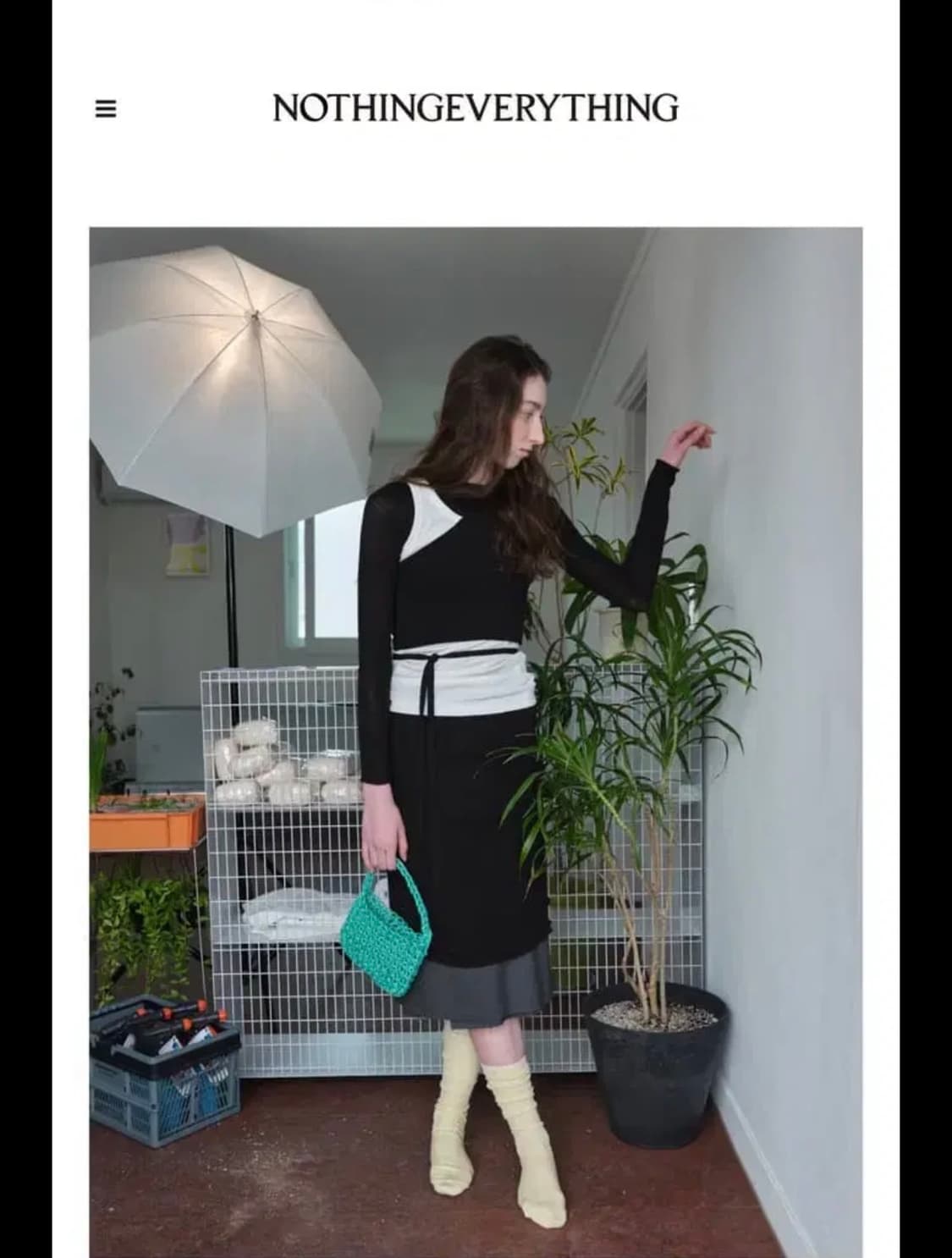 새상품) 낫띵에브리띵 - 사선 컷아웃 탑_black 상품이미지2