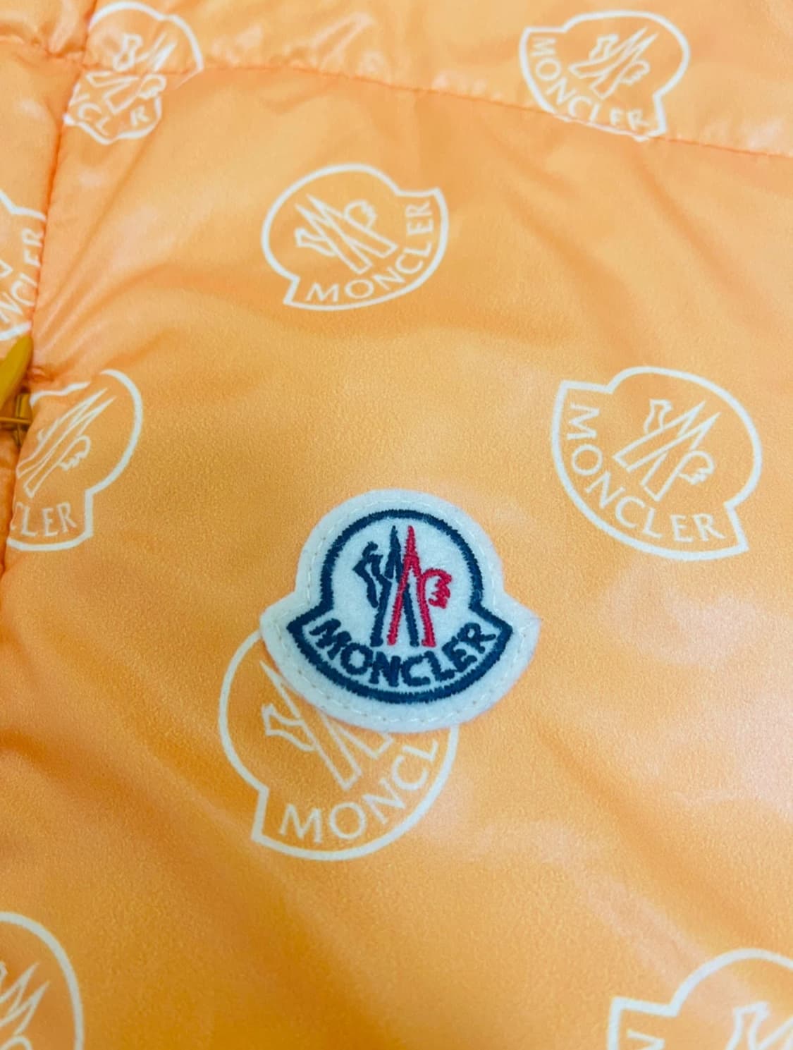 몽클레어 남성 패딩 사이즈 7 레어템 상품이미지5