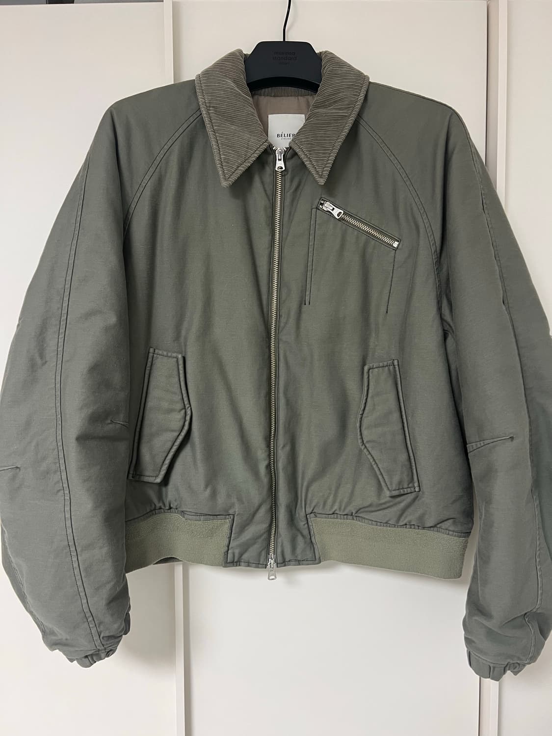 벨리에 패디드 카라 봄버자켓 상품이미지1